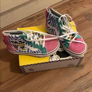 Mickey Mouse vans